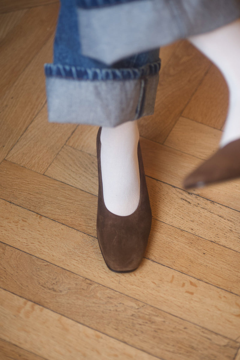 Pavlova Pump Velours Oscuro Cigar