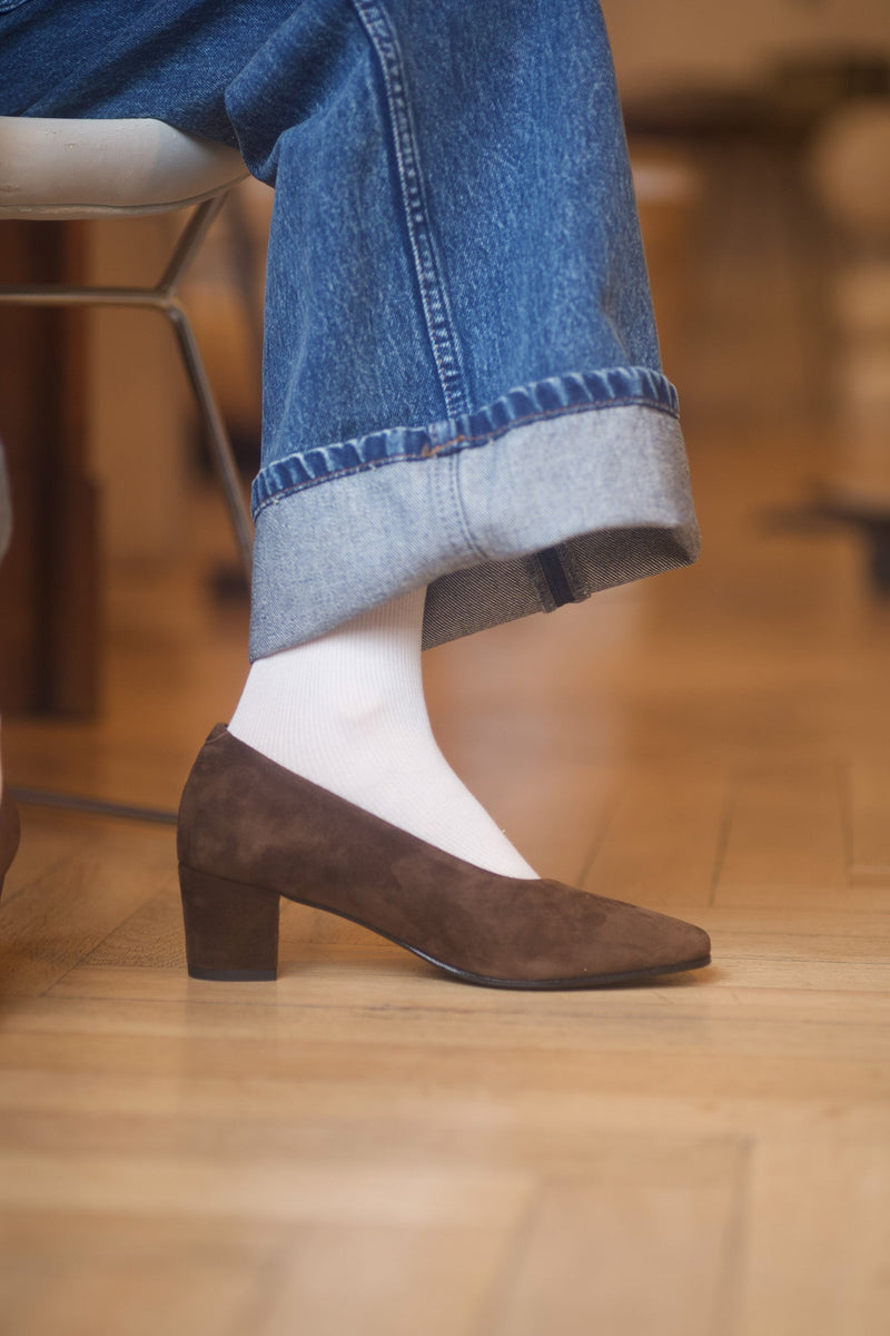 Pavlova Pump Velours Oscuro Cigar