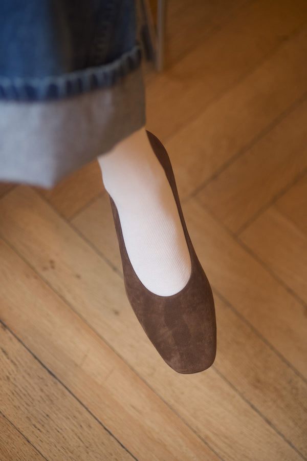 Pavlova Pump Velours Oscuro Cigar