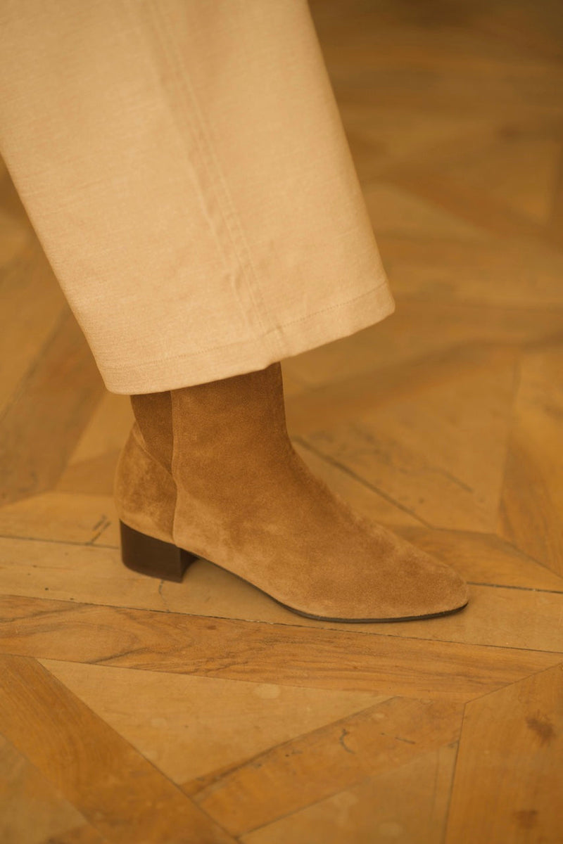 Michèle Boots Sigaro