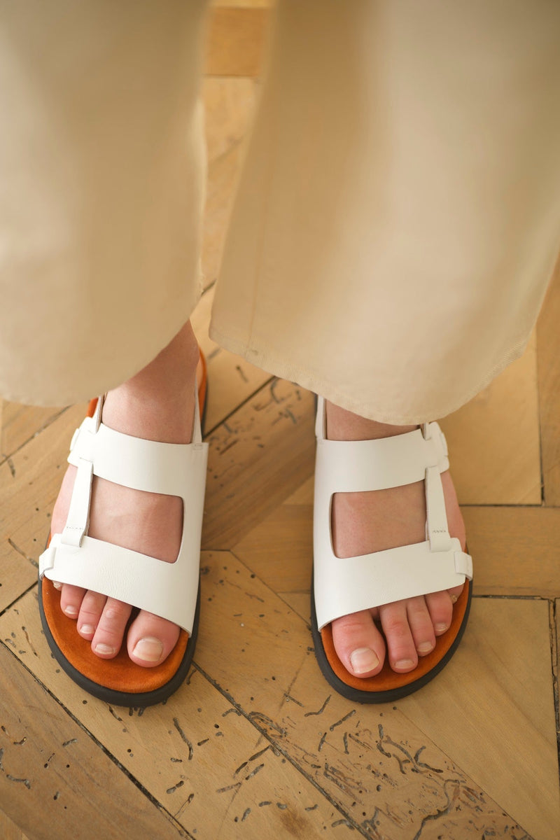 Daddy Sandals Ola White