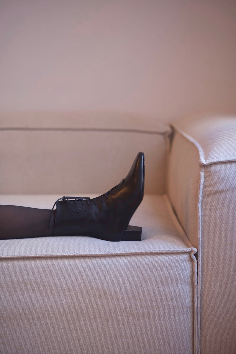 Pavlova Boots Calf Black