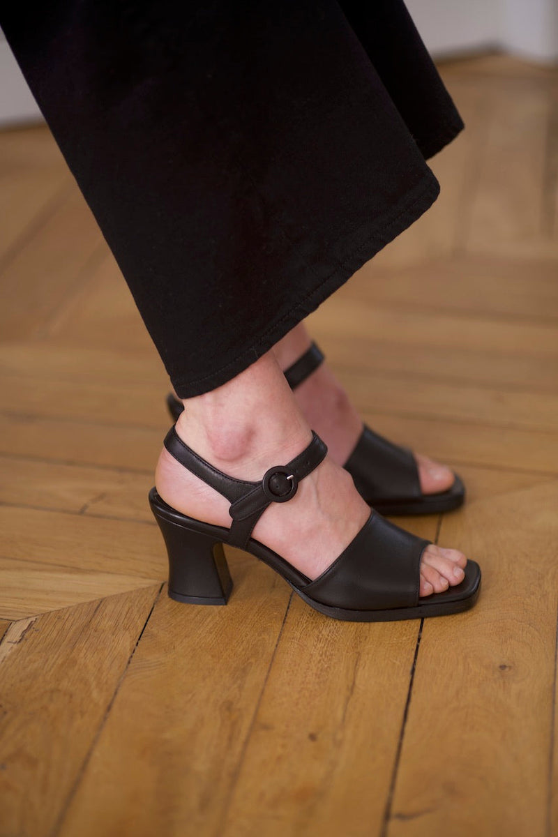 Dallas Sandals Calf Black