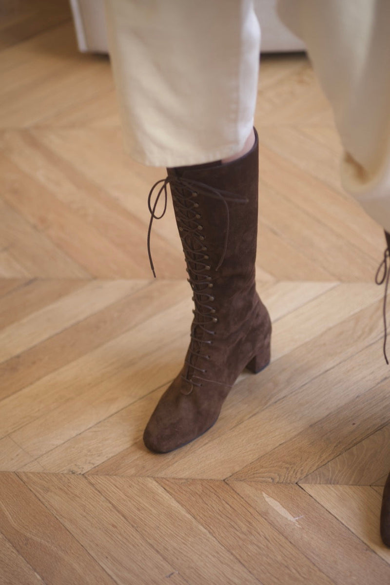 Pavlova Long Laces Boots Velours Oscuro Cigar