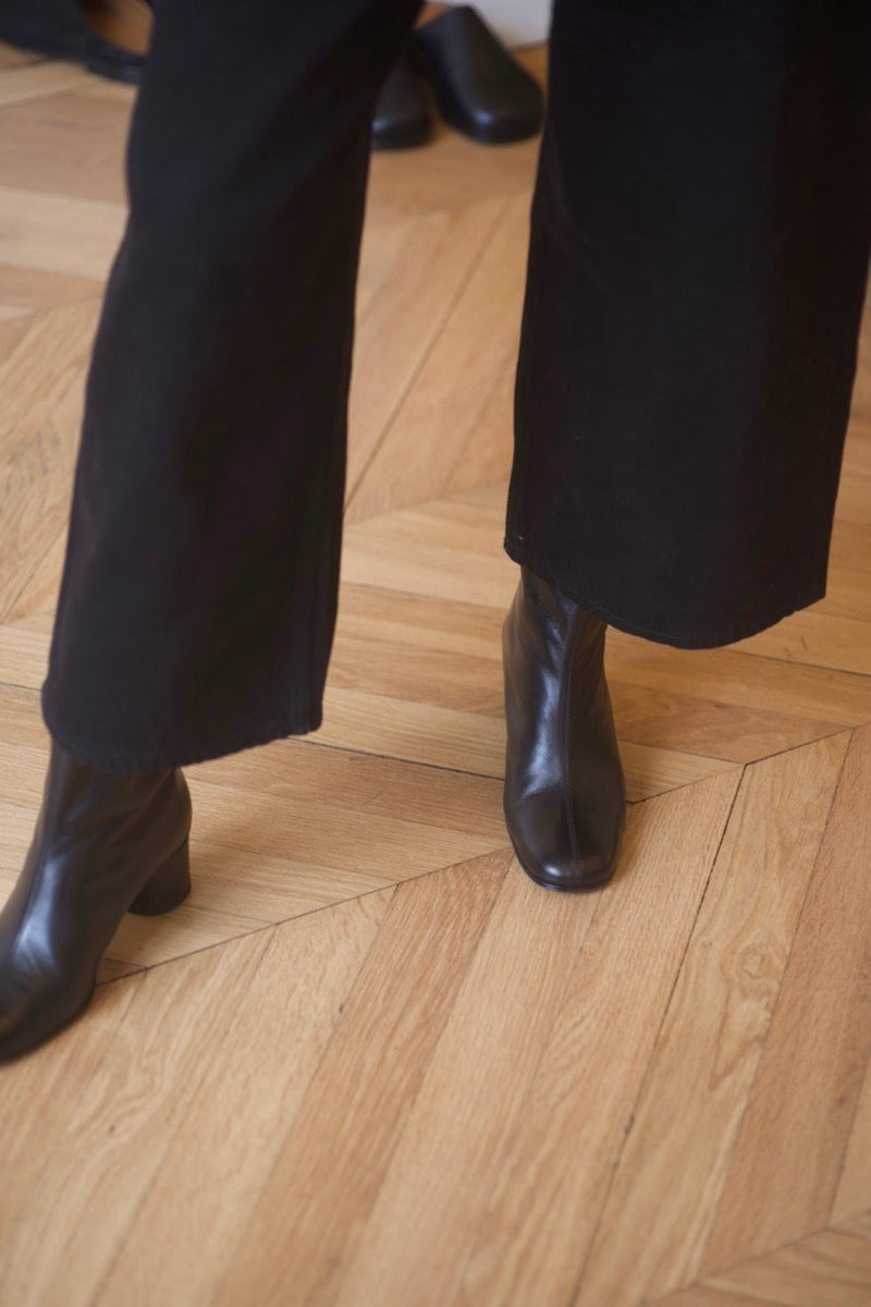 Phoenix Boots Yuca Black