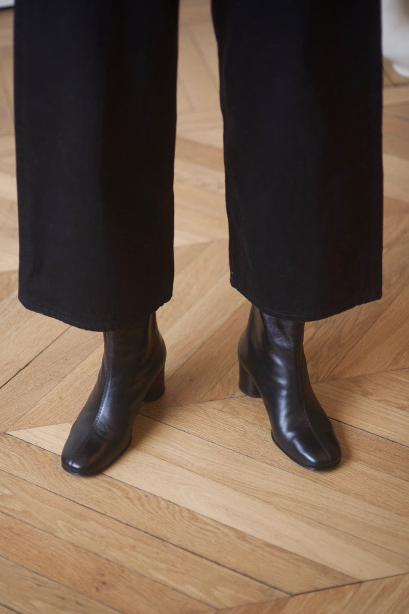 Phoenix Boots Yuca Black