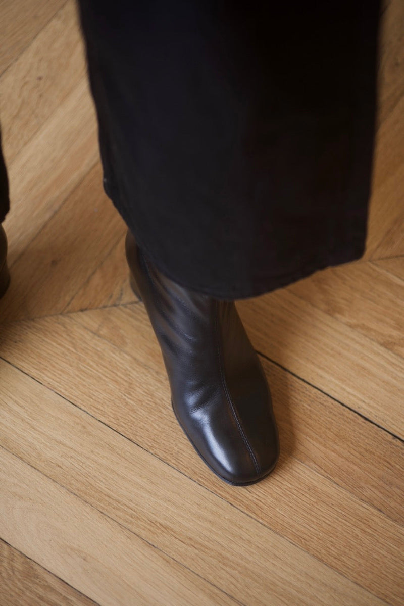 Phoenix Boots Yuca Black