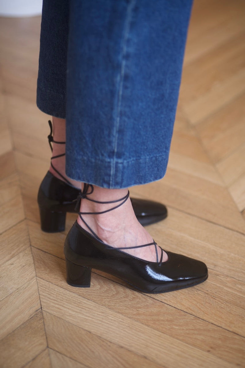 Pavlova Laces Pump Morgex Black