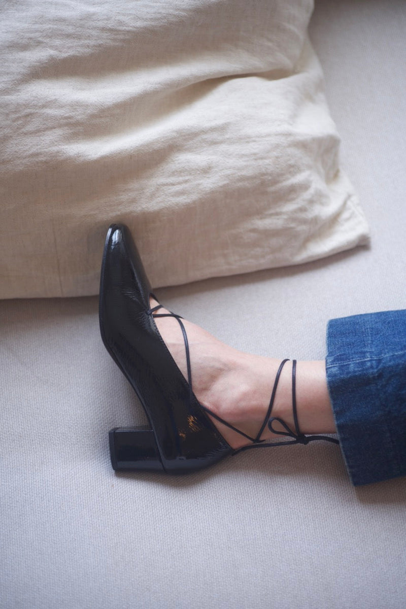 Pavlova Laces Pump Morgex Black