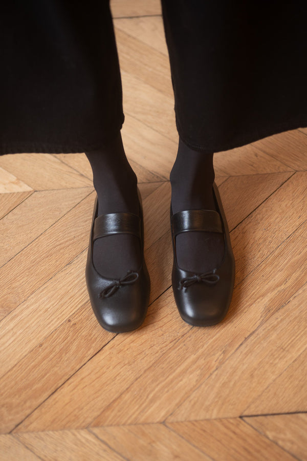 Colette Ballerina Nappa Black
