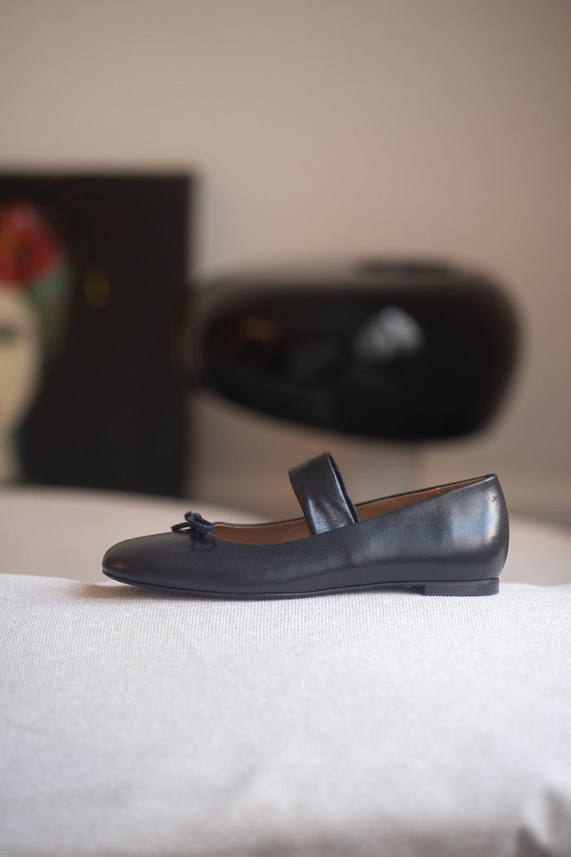 Colette Ballerina Nappa Black
