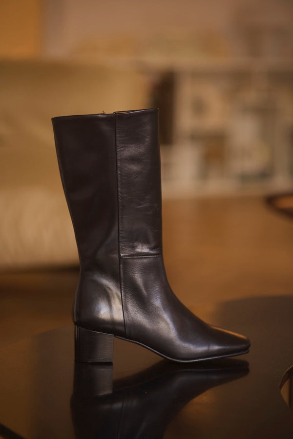 Victoria Mi Boots Calf Black